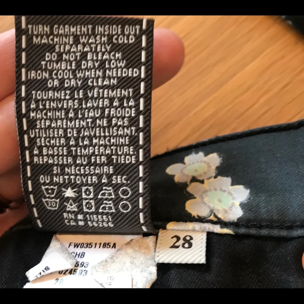 7 for All Mankind Slim Cigarette Cherry Blossom Jeans - Picture 5 of 8